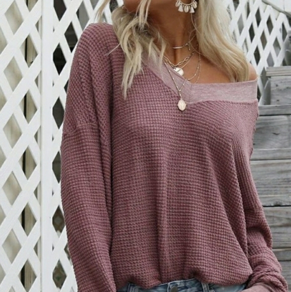 Tops - V-neck Waffle Knit Top